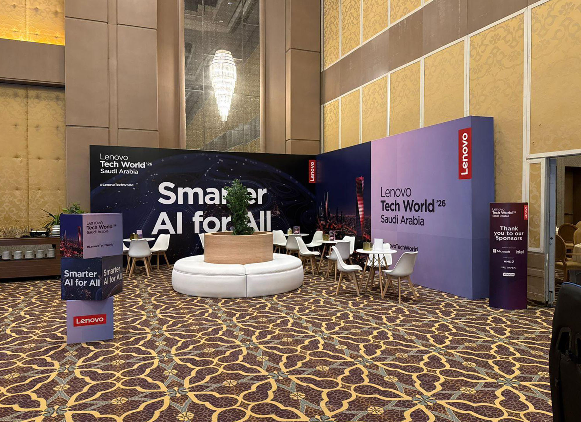 Lenovo Tech World 26
